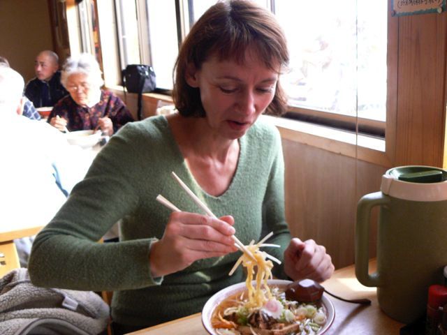 0262 Mitto Nikko Aizu Marjolein op bezoek - 00076